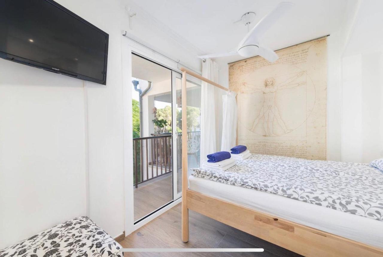 אלקודיה Beach Inn Apartment מראה חיצוני תמונה