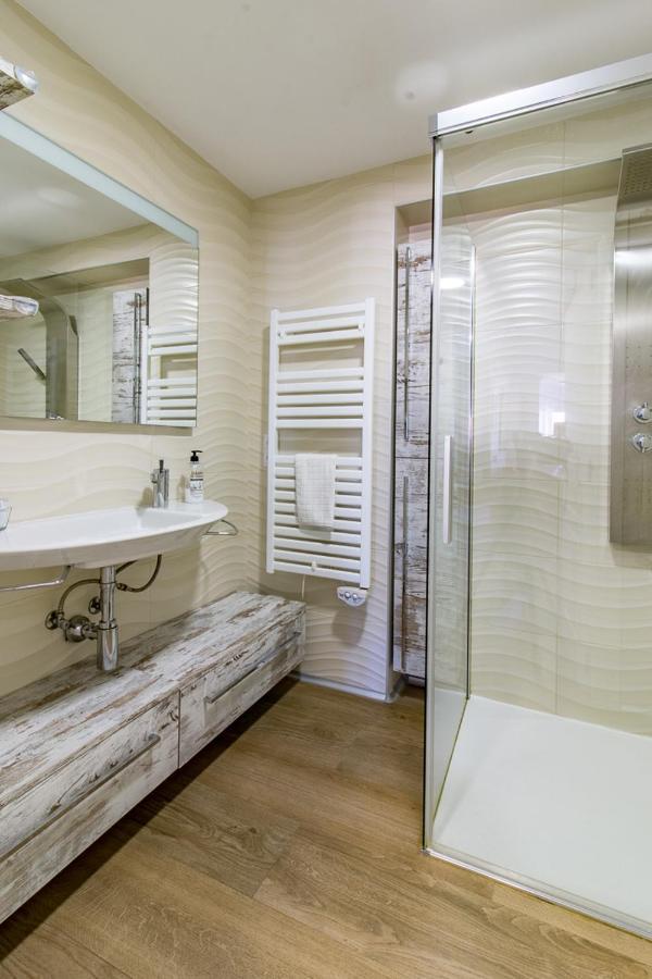 אלקודיה Beach Inn Apartment מראה חיצוני תמונה