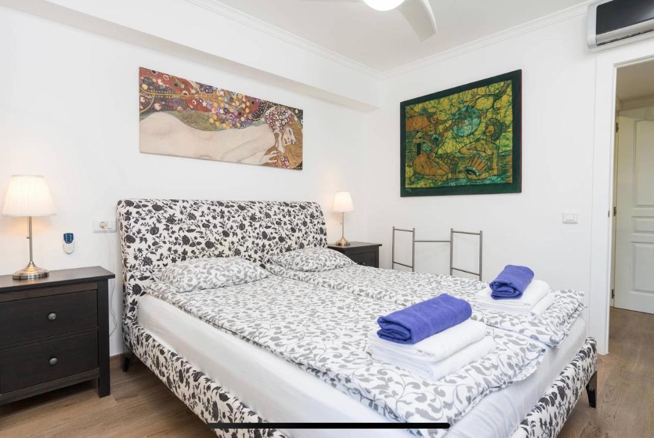 אלקודיה Beach Inn Apartment מראה חיצוני תמונה